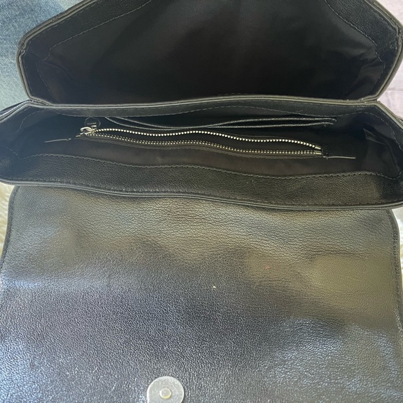 💕Tory Burch Fleming Leather Convertible Shoulder Bag💕 - Picture 6 of 8